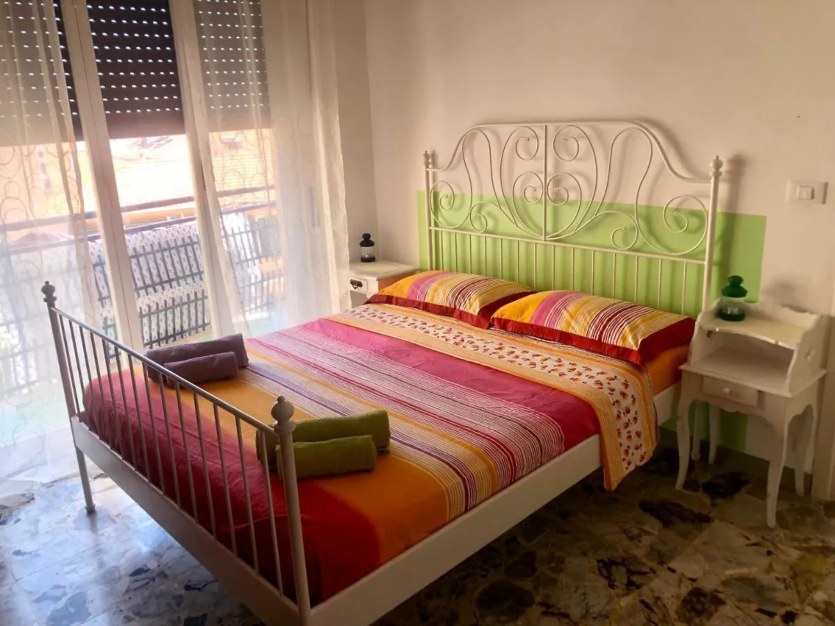 Peaceful Apartment 1 Minute Walk To The Beach Ventimiglia