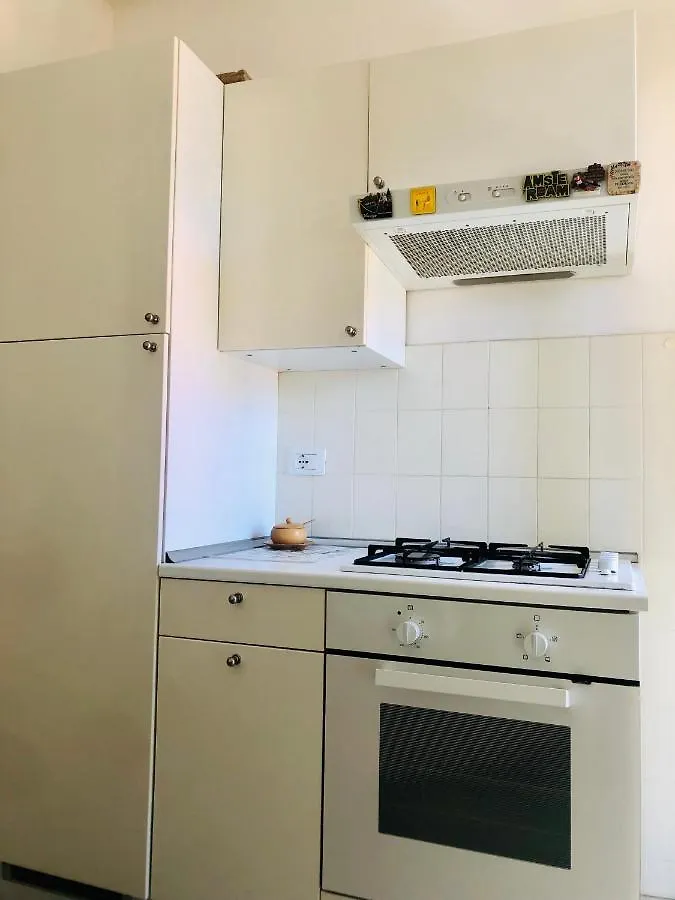 Peaceful Apartment 1 Minute Walk To The Beach Ventimiglia 0*,