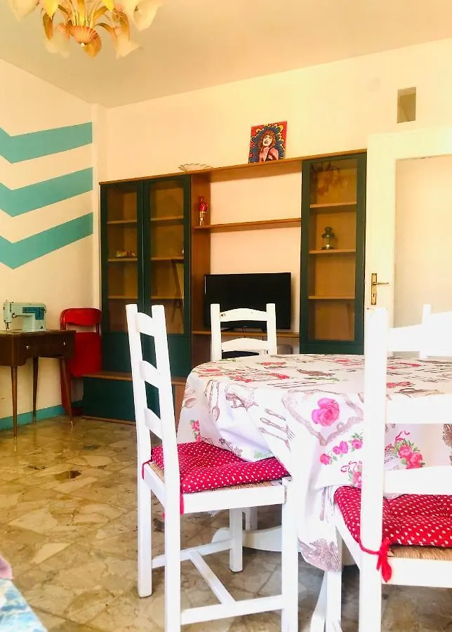 Peaceful Apartment 1 Minute Walk To The Beach Ventimiglia